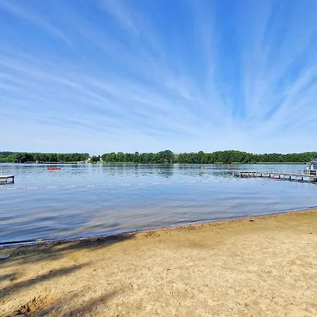Doppelhaushaelfte Mirow Feriehus Starsow