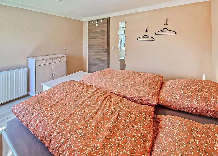 Doppelhaushaelfte Mirow * Starsow